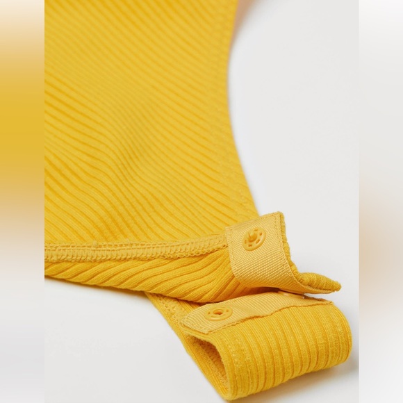 H&M Ribbed Thong Bodysuit - Picture 2 of 6